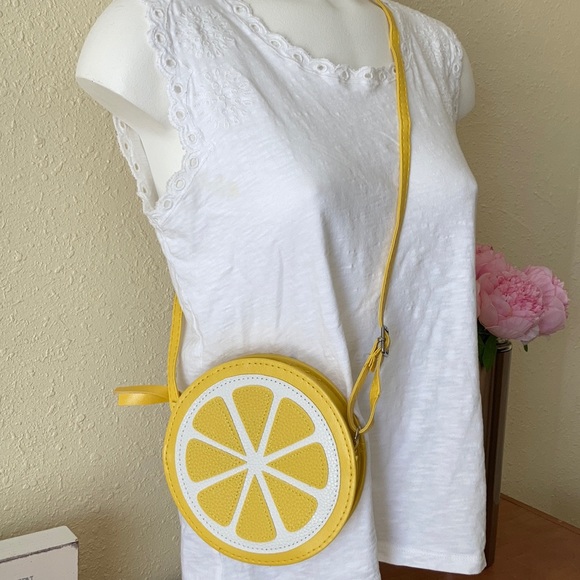 LAST PRICE DROP! Lemon Purse - Picture 2 of 11